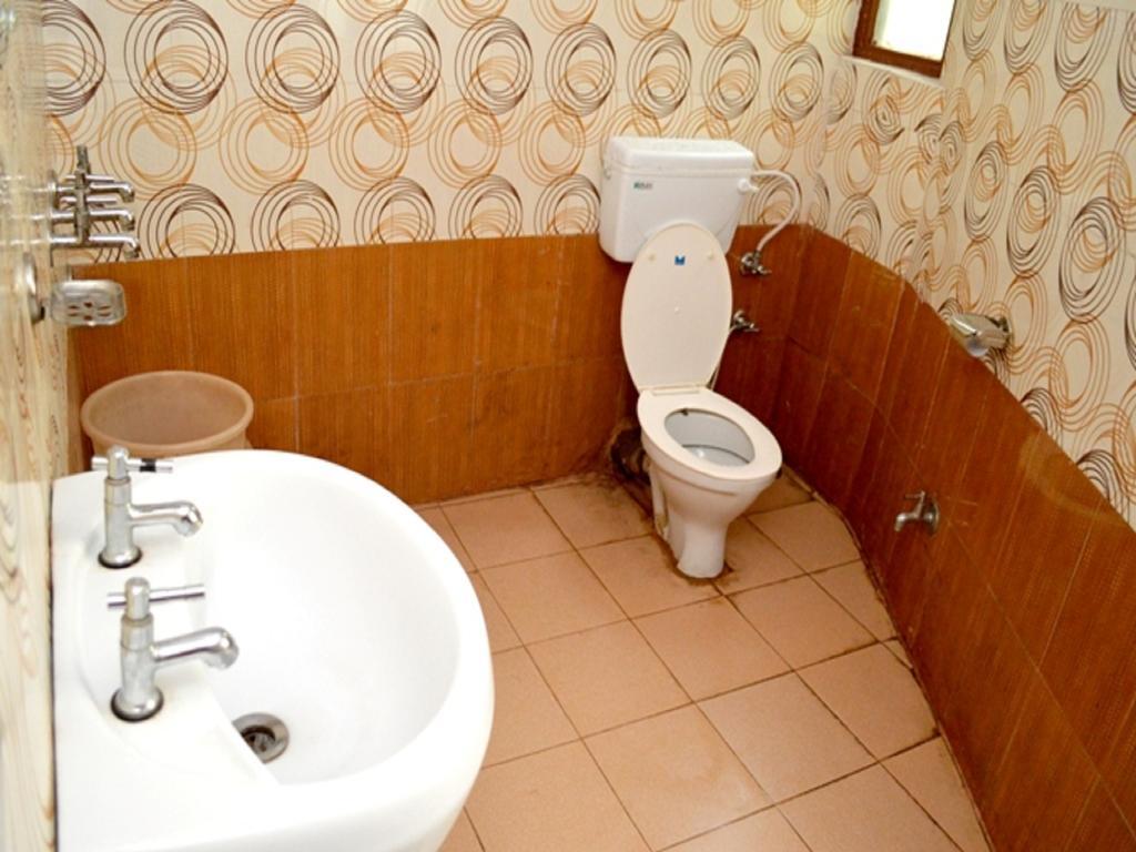 Kasauli Hotel Puri Quarto foto